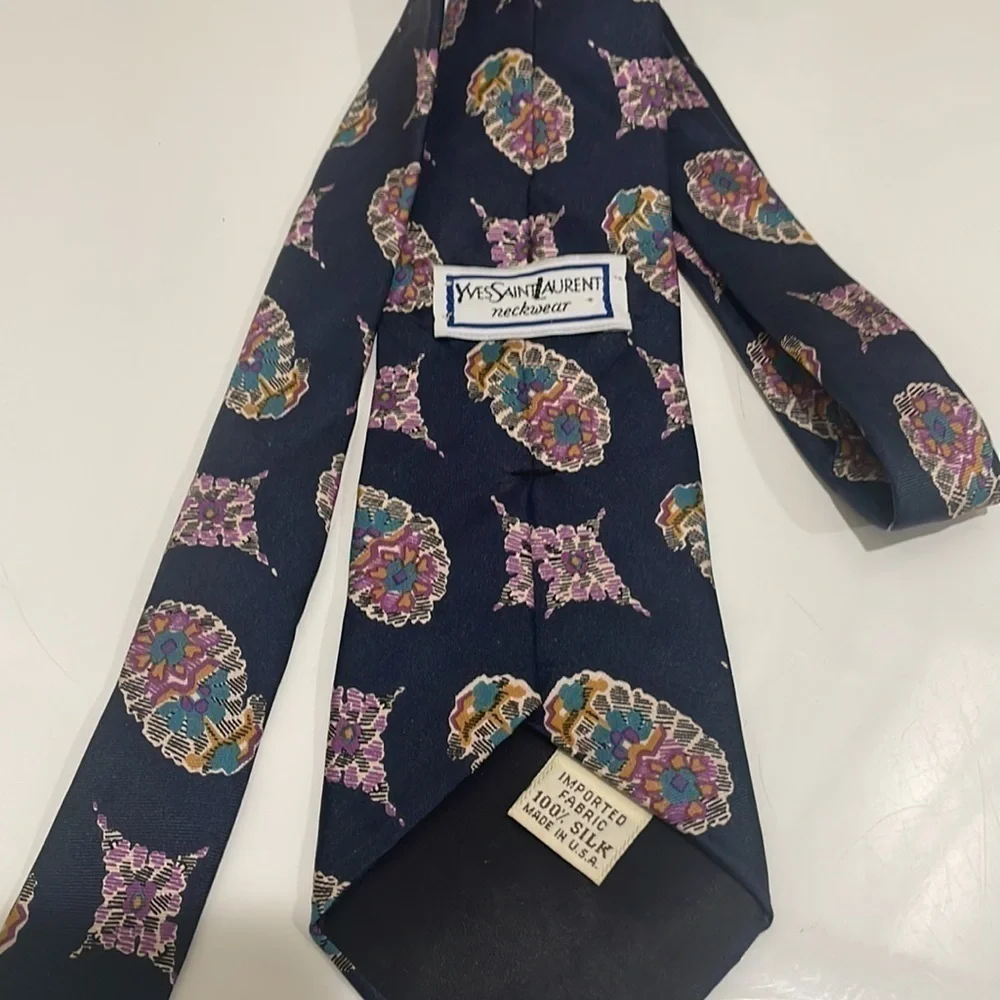 Yves Saint Laurent Navy With Colorful Medallions 100% Silk Tie—Excellent Cond!